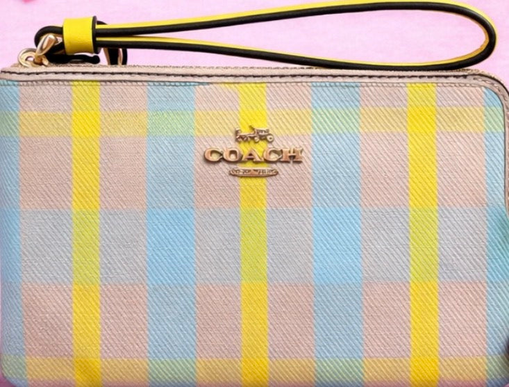 Muñequeras Coach✨